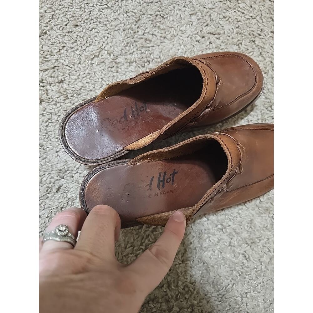 Vtg Red Hot Sharger Y2K Brown Leather Wooden Preppy Clogs Sandals Womans Size 6‎ - Picture 6 of 7
